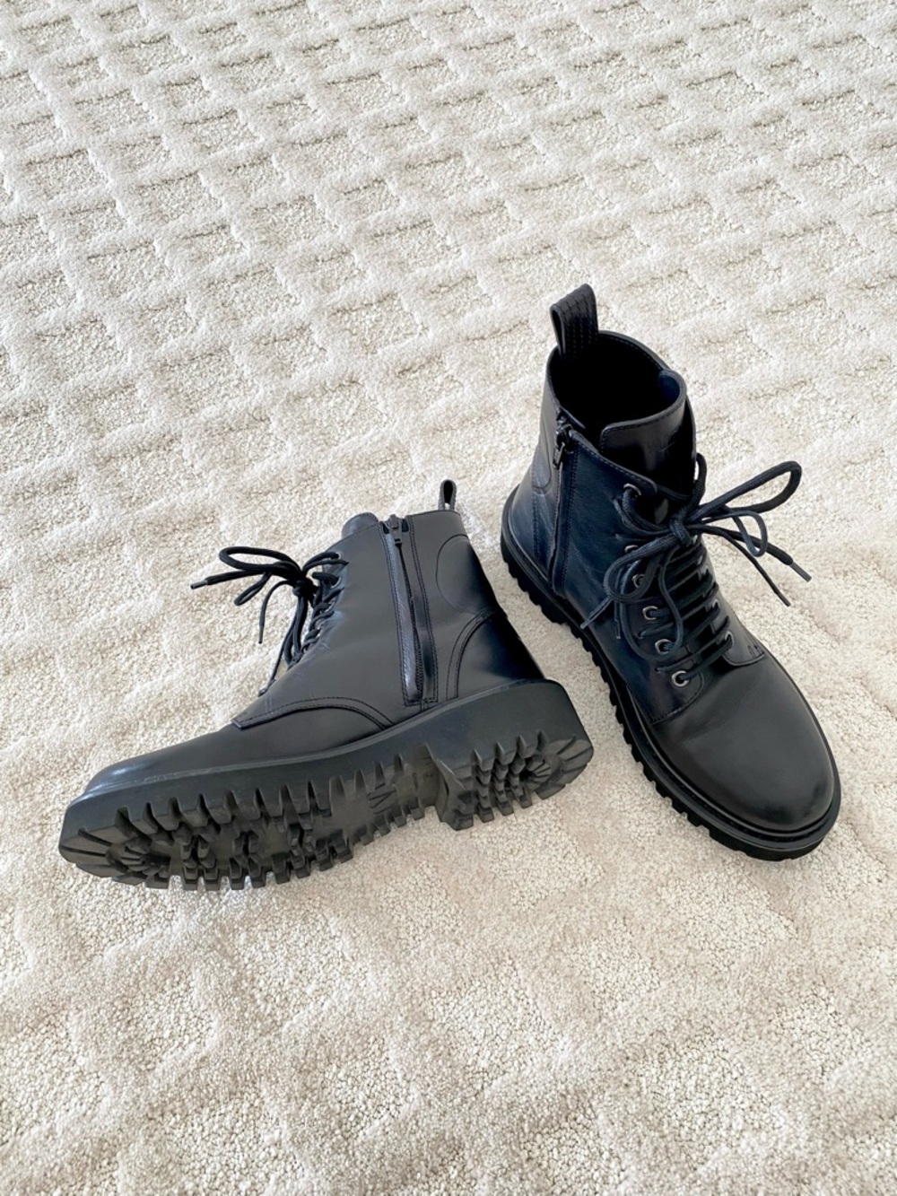 🌚VALENTINO Garavani Combat Boots - Picture 11 of 15